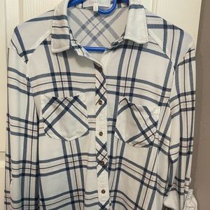 Eden & Olivia flannel long sleeve button down shirt